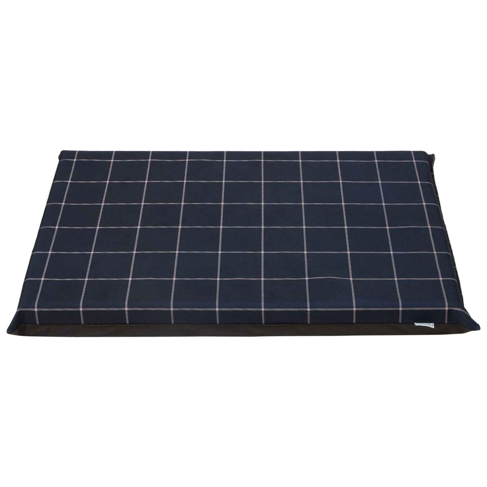 100000023225-lexi-and-me-kennelcrate-mat-french-navy-check-small-1_d5c12148-997b-4868-b71d-094ffbbd1a85.jpg